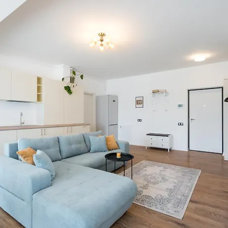 Northside Luxe 2br