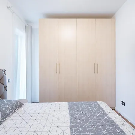 Northside Luxe 2br * 布加勒斯特