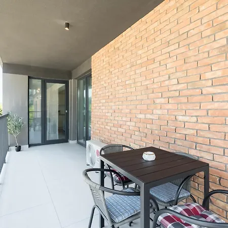 Apartment Northside Luxe 2br Bucharest